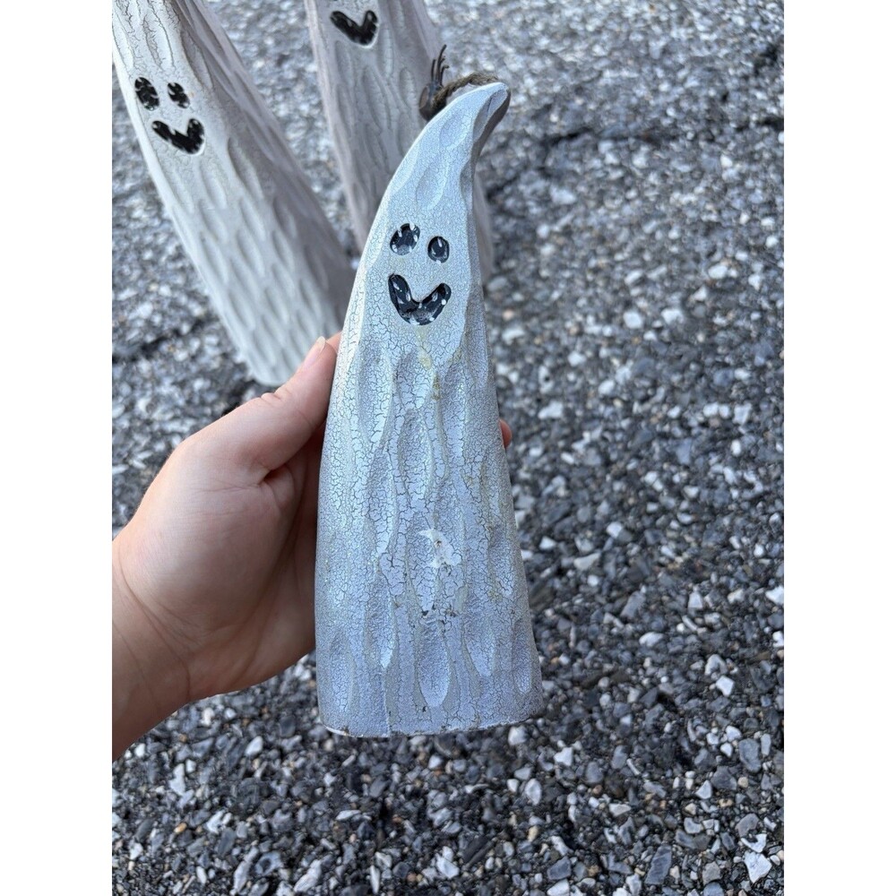 Wooden Boho Ghost Trio Decor W Bats & Spider Halloween Fall Decor - Picture 3 of 9